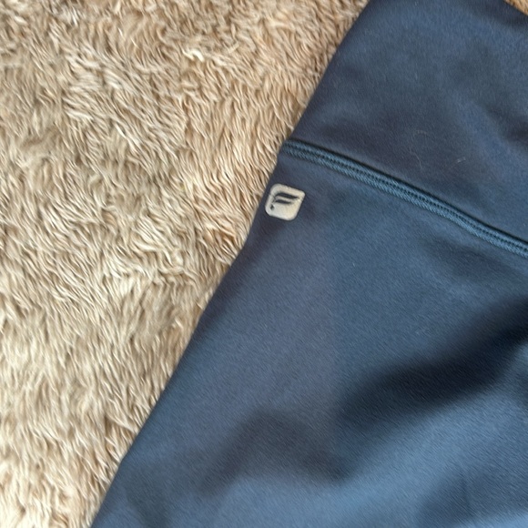 Fabletics Edie Capri Legging - Picture 5 of 5